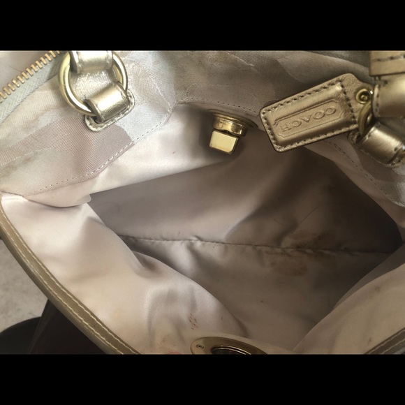 Coach #F18475 Cream gold Leather trim shoulder bag - Picture 5 of 6